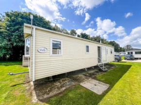 Superb 8 Berth Caravan At Broadland Sands Holiday Park Ref 20159Bs